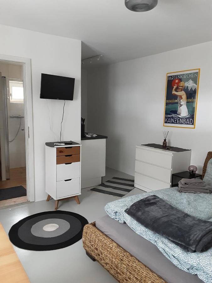 Appartement Im Hasental การ์มิช-พาร์เทนเคียร์เชน ภายนอก รูปภาพ